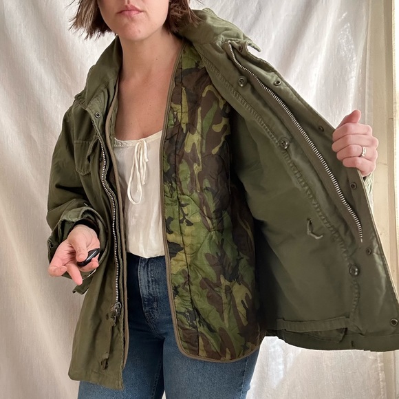 Vintage Vietnam Era 1970s Military M-65 OG Field Coat with Removable Camo Liner - Picture 7 of 10